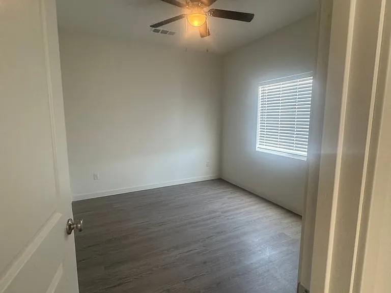 9806 Krista Vineyard Way — Photo 18