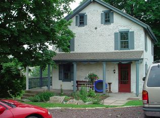 9566 Jonestown Rd, Grantville, PA 17028