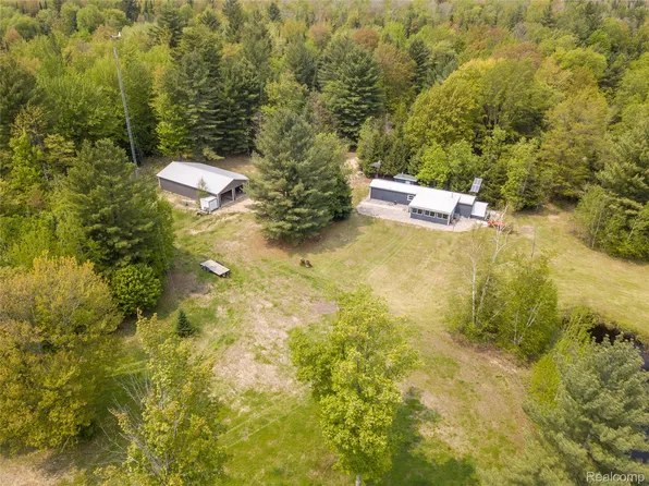 5960 N Trl SE, Kalkaska, MI 49646