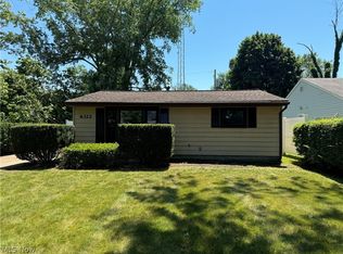 6322 Scotland St, Madison, OH 44057