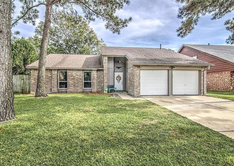 1st image of 2174 Fort Laramie Dr
