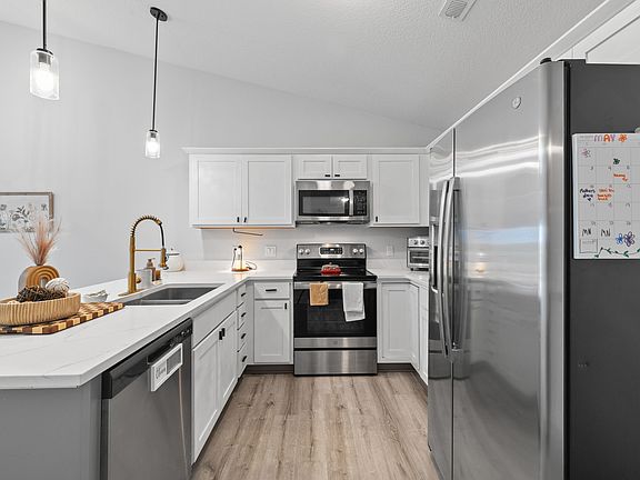 5th image of 1507 Fair View Dr