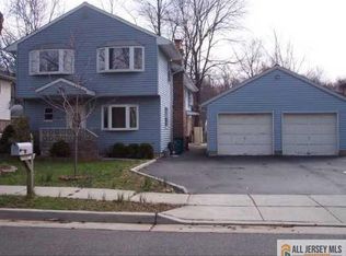 113 Floyd St, Edison, NJ 08820