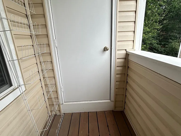 7804 Harrowgate Cir #D — Photo 23