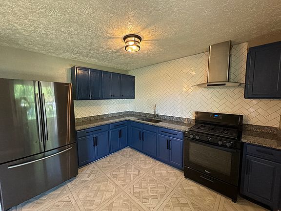 2nd image of 4308 Wedgewood Ct