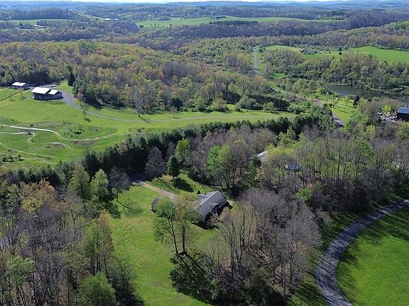 5th image of 7668 Ridge Pl N