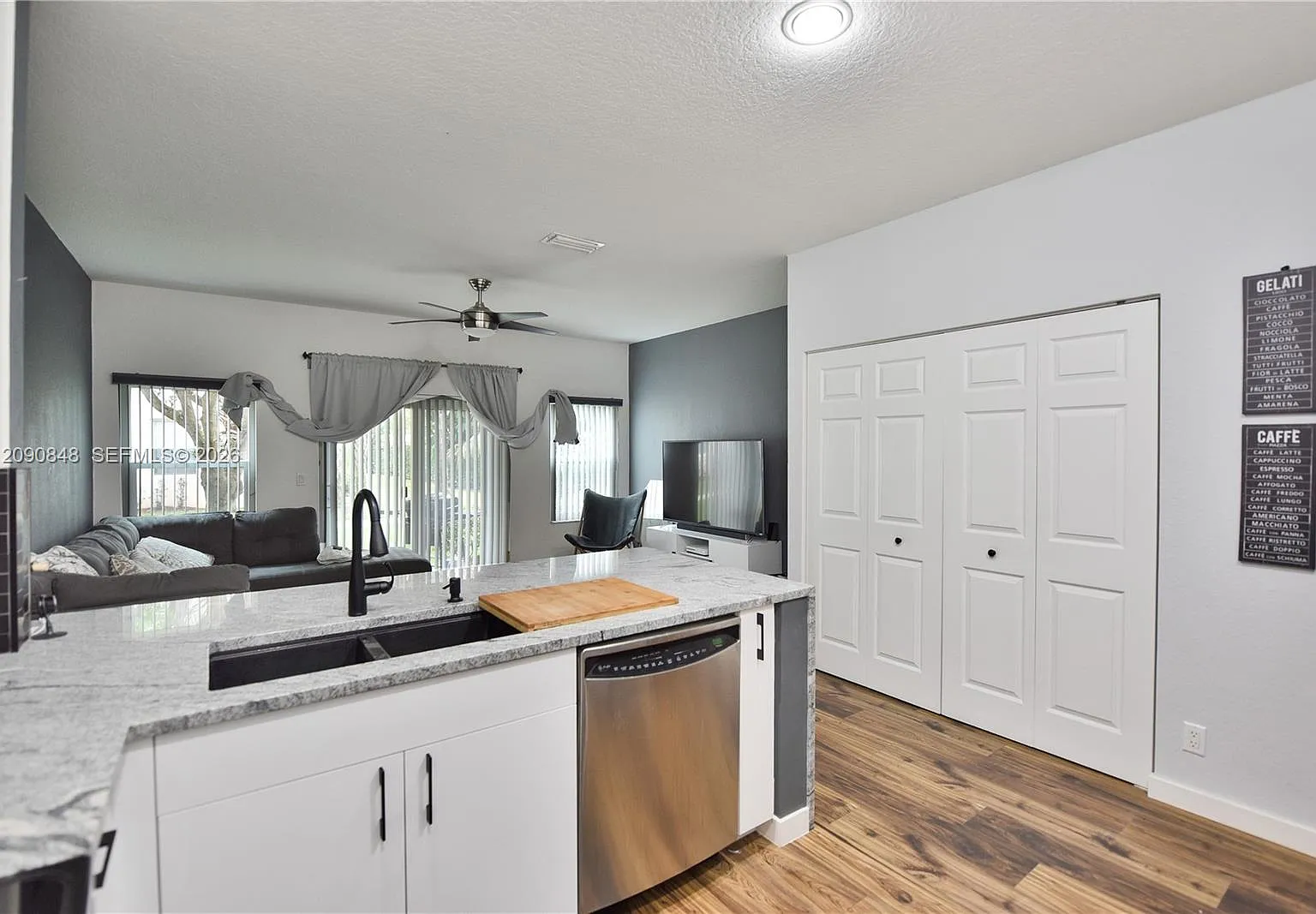 Carriage Homes At Bentley — Photo 4