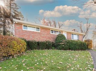 110 Pine Dr, Butler, PA 16001