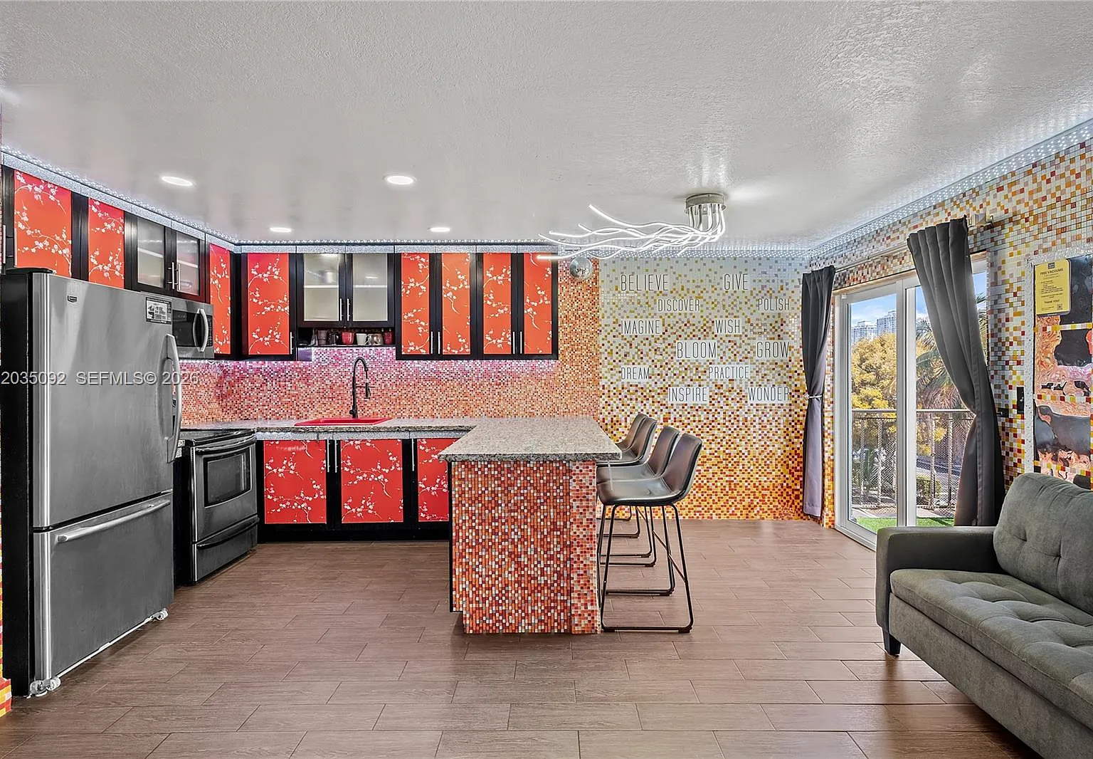 Caribbean House Condo — Photo 3