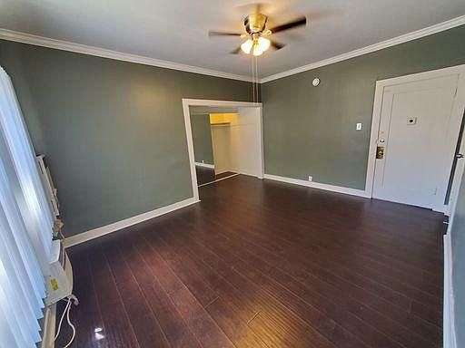 3rd image of 1057 S New Hampshire Ave APT 7