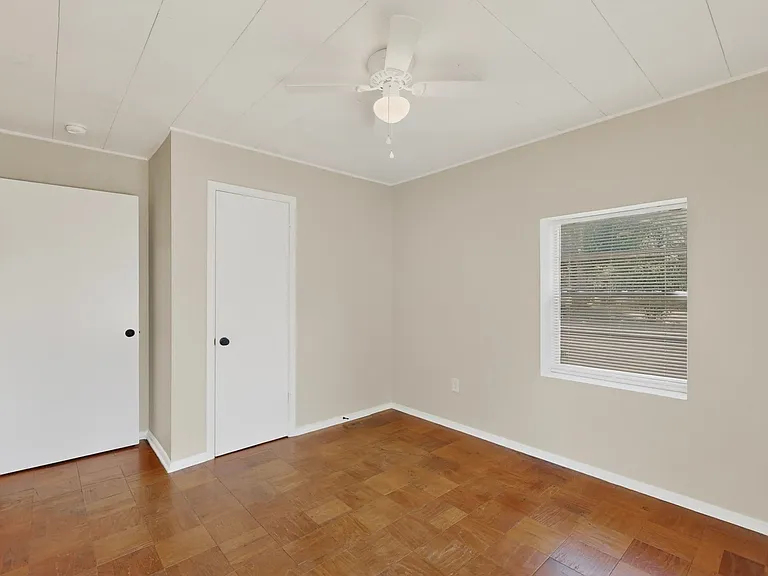 2506 Hillsboro Ave — Photo 30