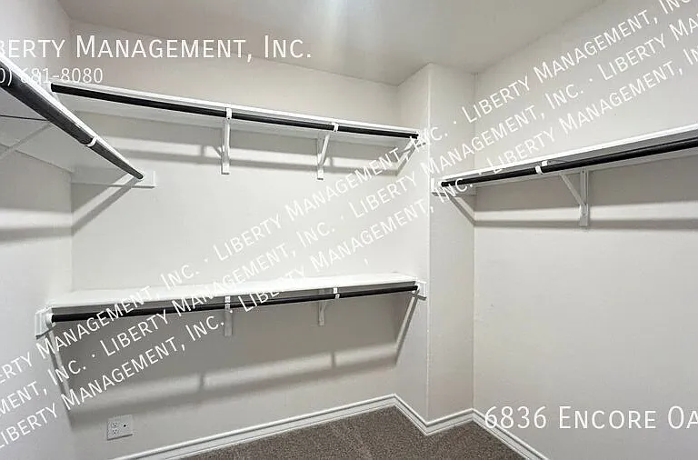 6836 Encore Oaks — Photo 30