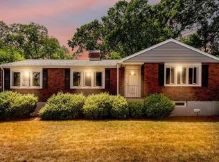 1 Hillcrest Rd, Wakefield, MA 01880