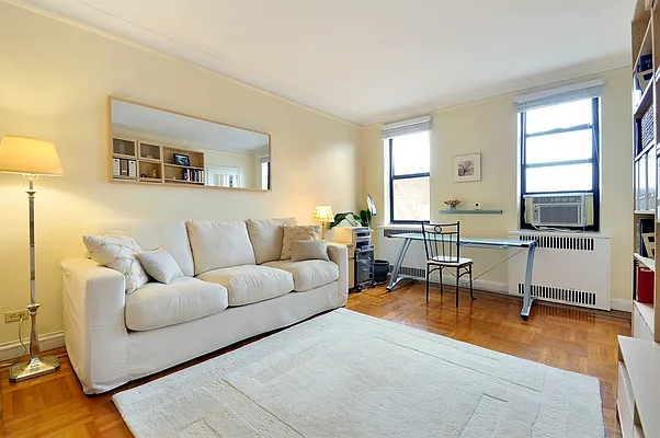 Sold by Corcoran | media 14