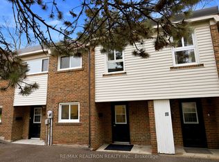 57 Godstone Rd #112, Toronto, ON M2J3C8