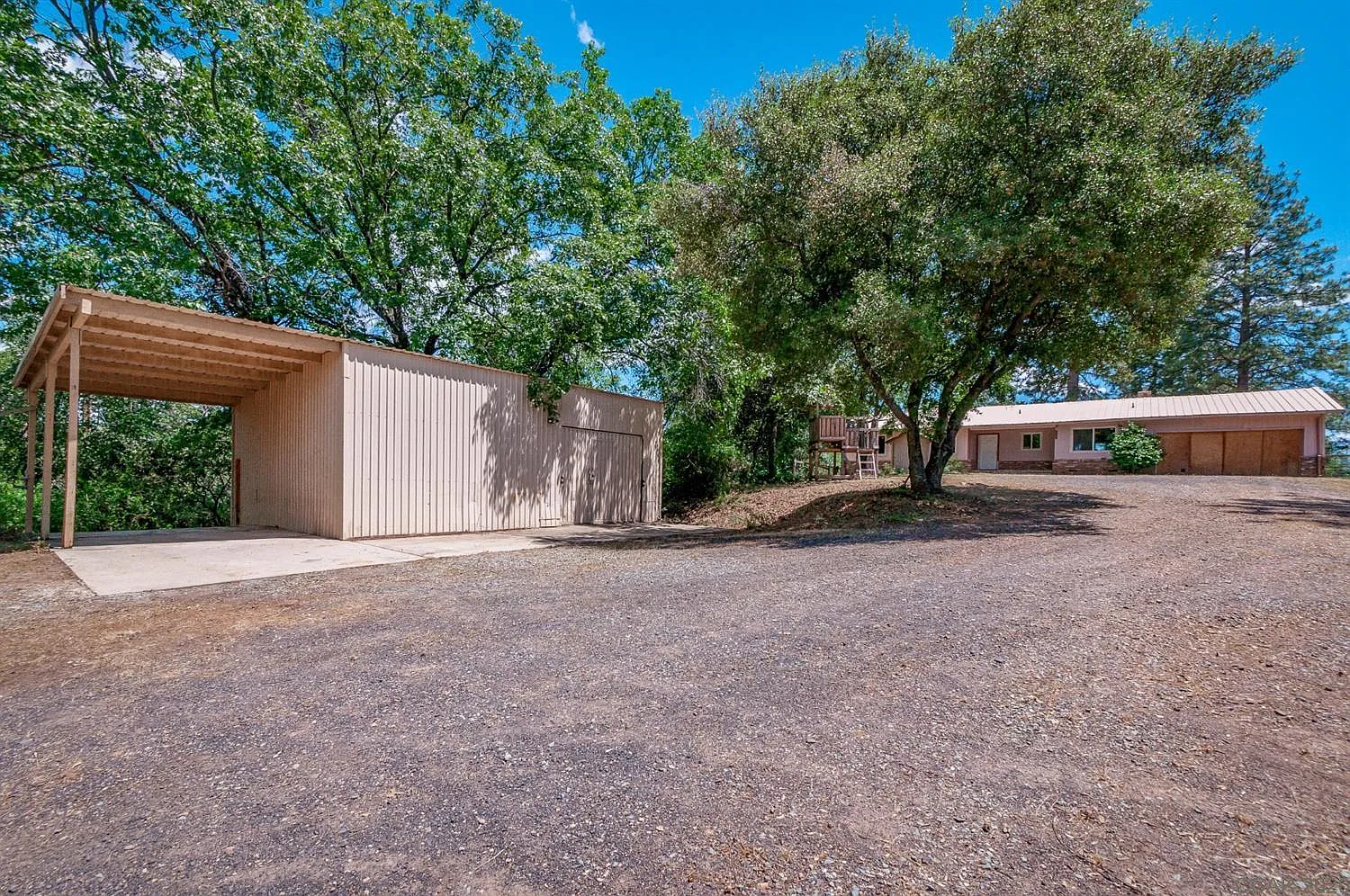 1774 Saint Johns Rd photo 1