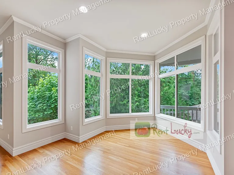 14691 NE 16th St — Photo 10