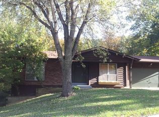 2208 Parkwood Ct, Barnhart, MO 63012