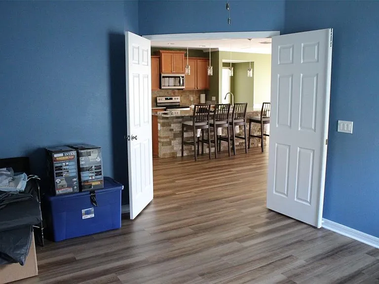 1408 Lanier Point Pl — Photo 17