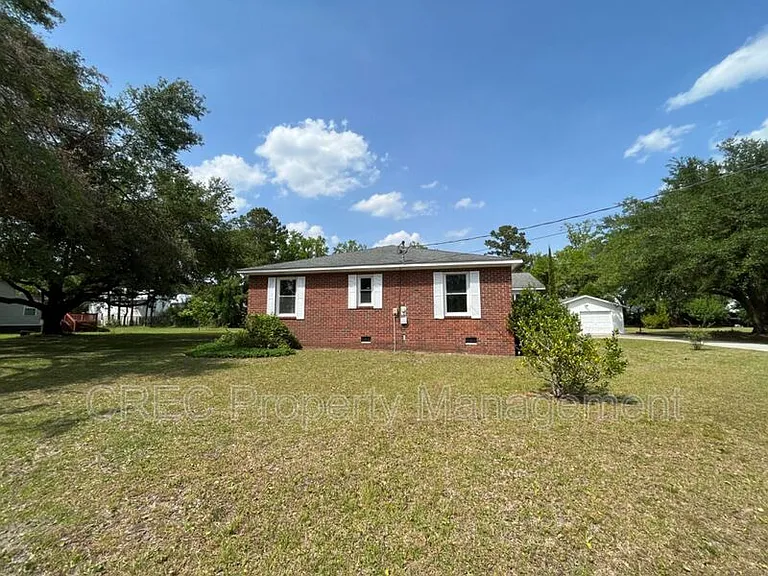 1132 Children Rd — Photo 3