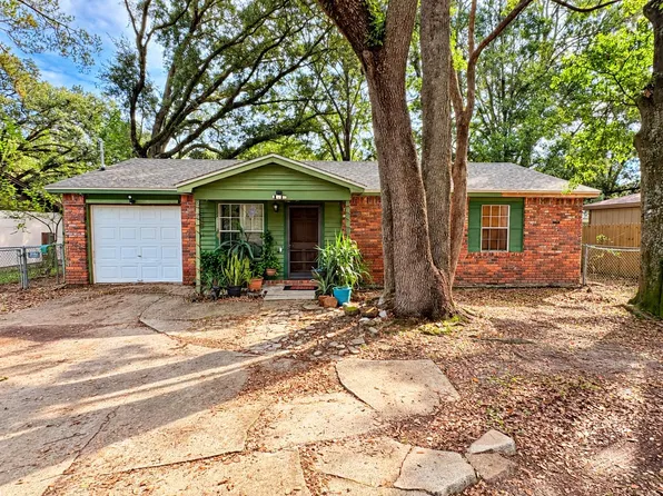 2841 Mission Rd, Tallahassee, FL 32304