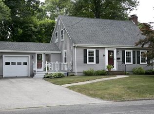 43 Woodland Rd, Shrewsbury, MA 01545
