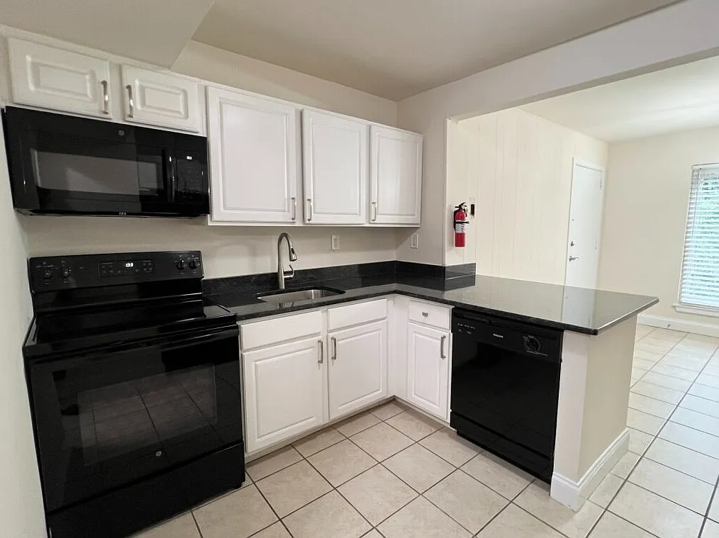 Upland Village Apartments & Condos — Photo 2