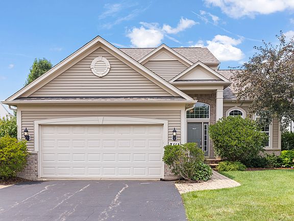 2nd image of 3111 Drury Ln
