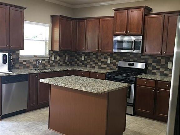 5th image of 2840 Tuscany Park Dr