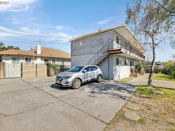 2828 22nd Ave, Oakland, CA 94606
