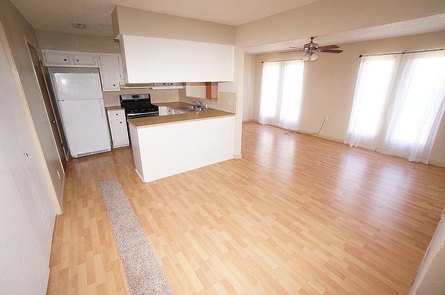 1st image of 5004 Bonham Ave