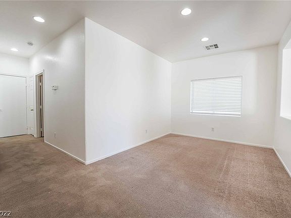 4th image of 6421 Casamar St