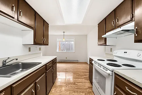 14505 Bellevue Photo 1