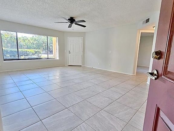 4th image of 1550 S Belcher Rd APT 516
