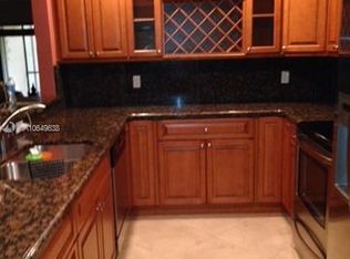 8728 SW 114th Pl, Miami, FL 33173