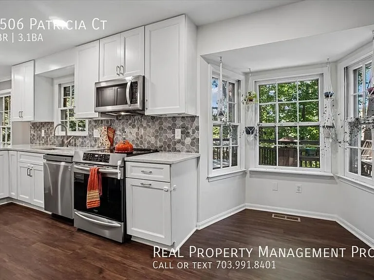 2506 Patricia Ct — Photo 8