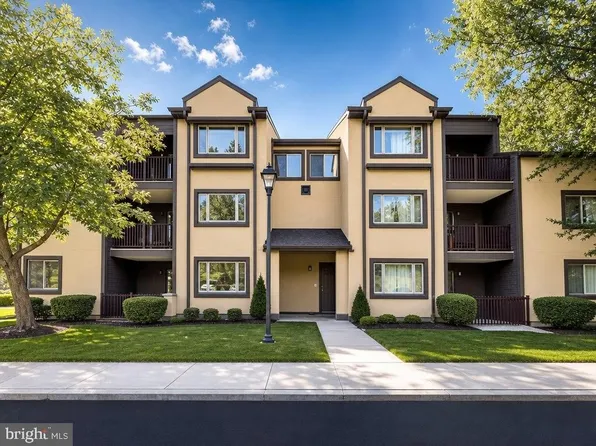 2112 Sayre Dr, Princeton, NJ 08540