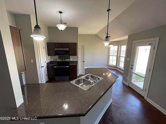 3rd image of 8821 Smith Ranch Dr