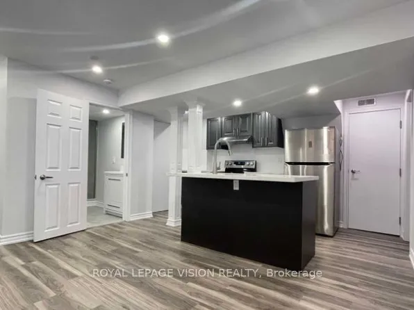 125 Hearne Cres, Ajax, ON L1T 3R4