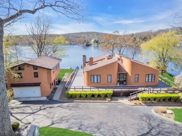 128 Chincopee Rd, Jefferson Twp., NJ 07849