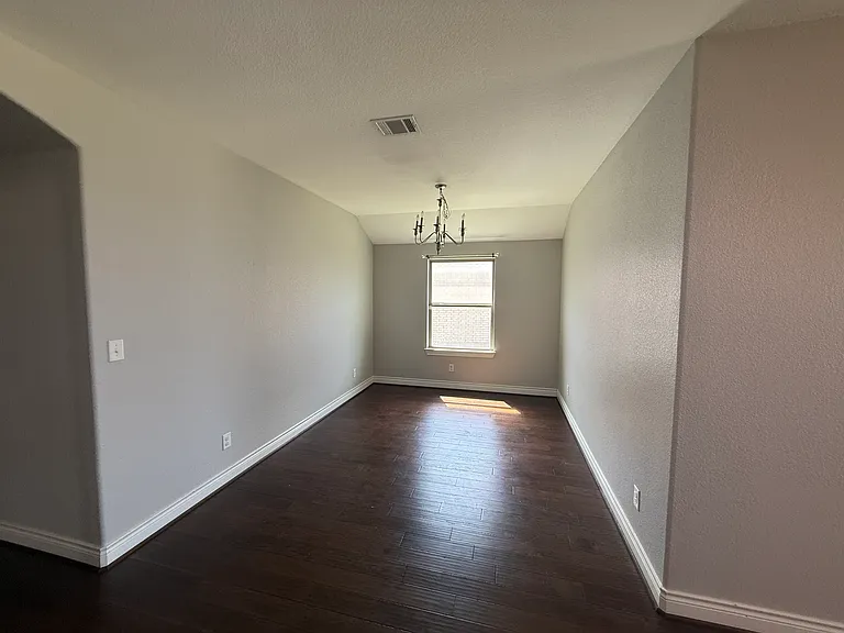 5704 Corsica Loop — Photo 13