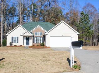 4445 Scotland Ct, Snellville, GA 30039