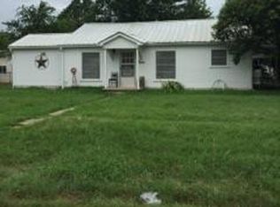 409 N Trinity St, Whitney, TX 76692