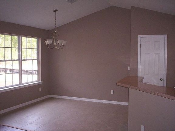 2nd image of 333 N Charles Willis Dr