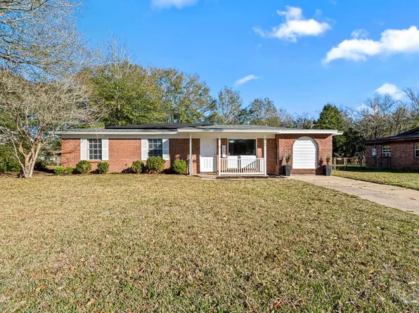 4460 Santa Villa Dr, Pace, FL 32571