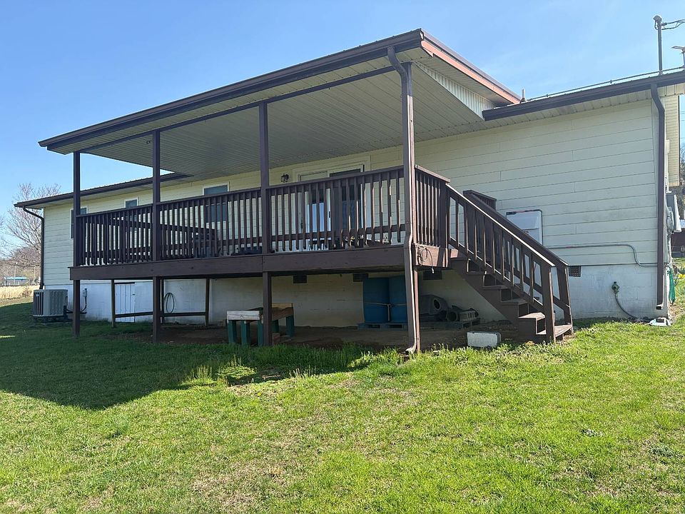 2nd image of 1125 Old Snapps Ferry Rd