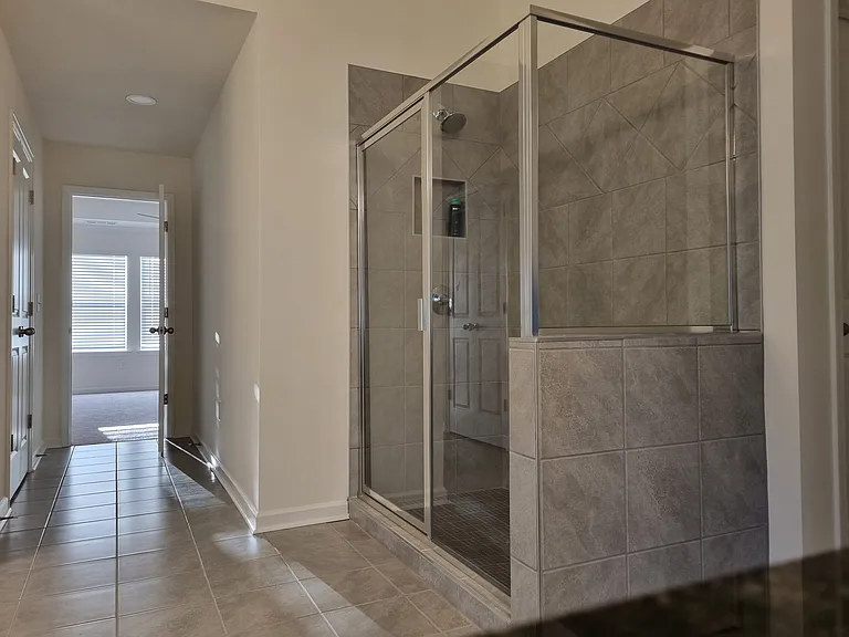 4630 Falls River Dr — Photo 24