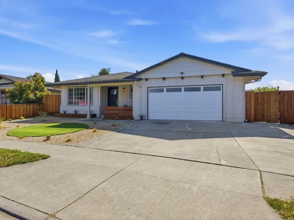 6446 Escallonia Dr, Newark, CA 94560