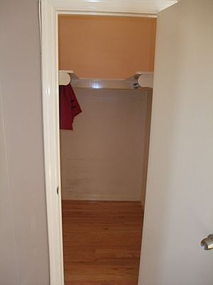 2nd image of 100 Kosciuszko St APT 3