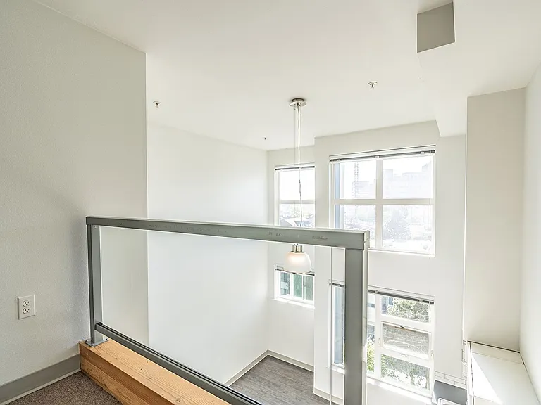 Alcove First Hill — Photo 15